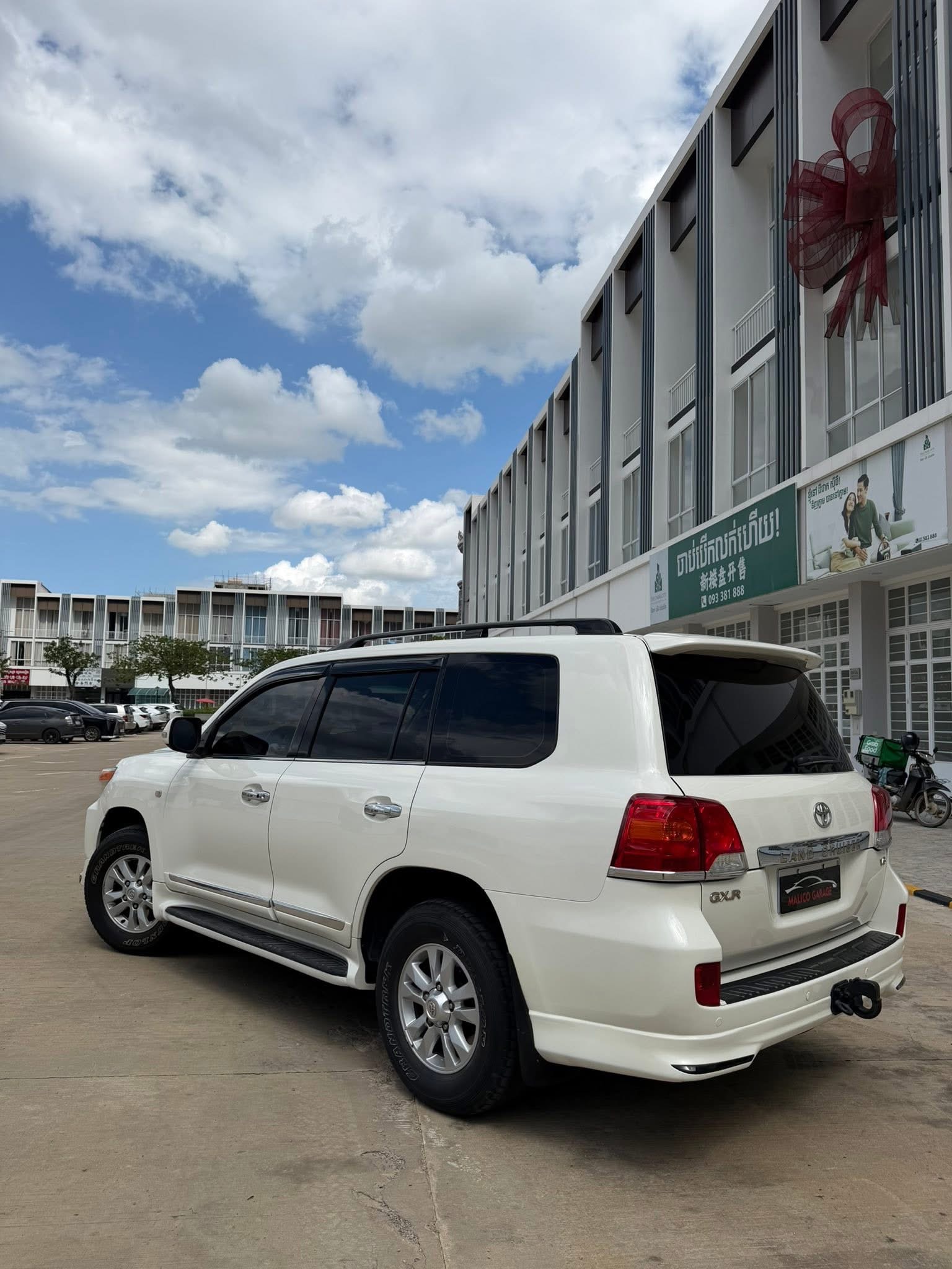 Land Cruiser 2009