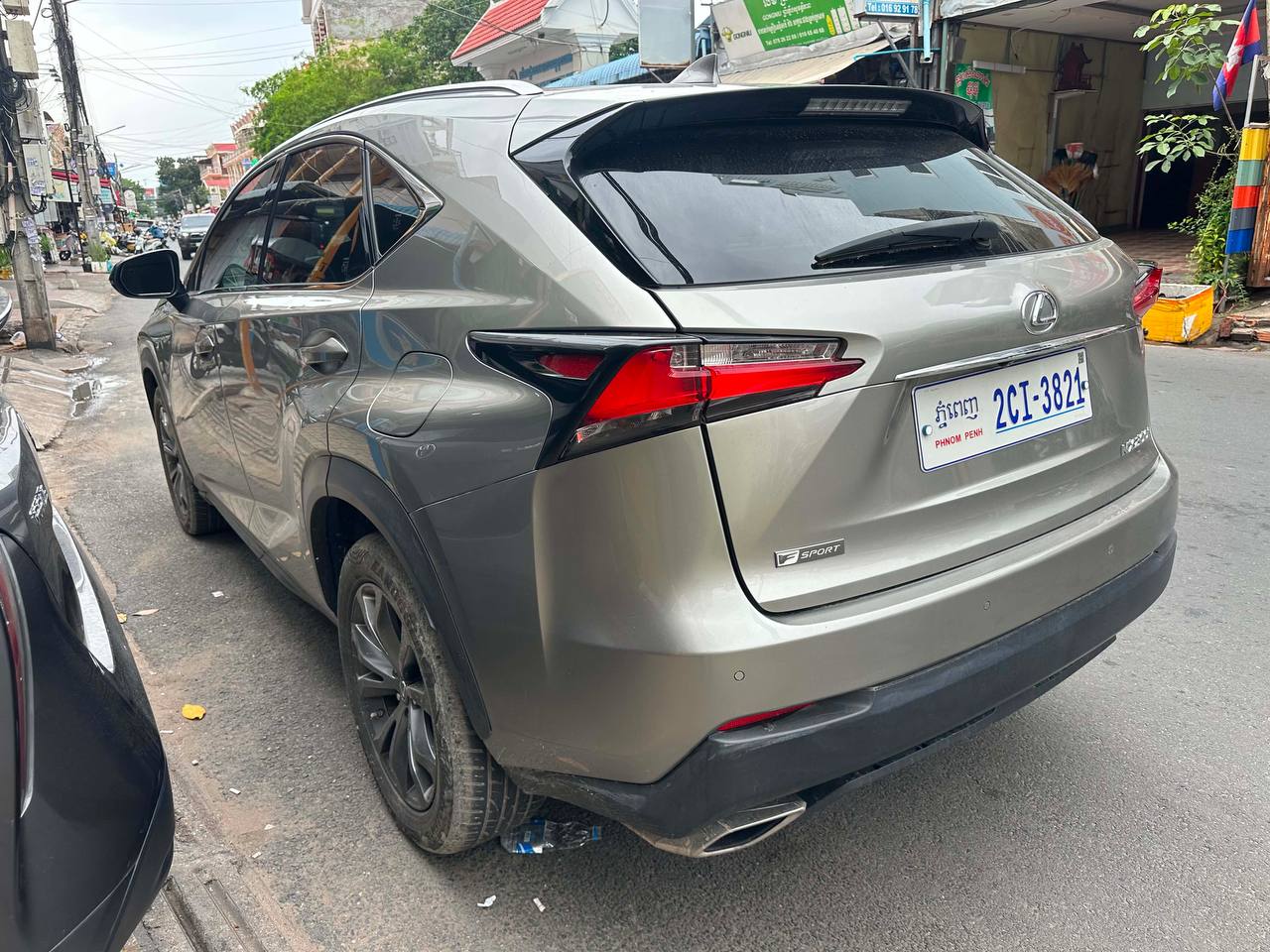 Lexus NX200T 