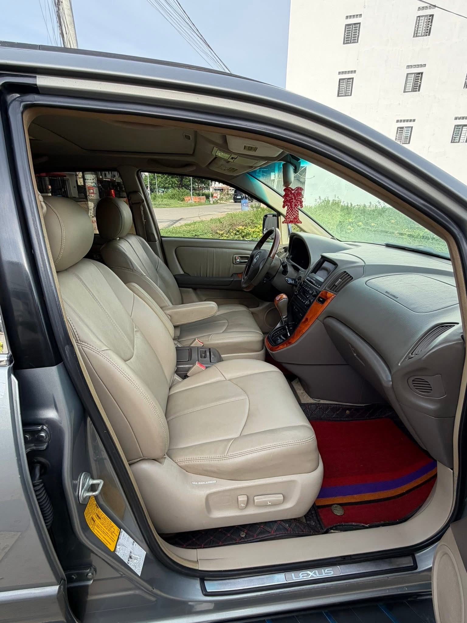 LEXUS RX300 