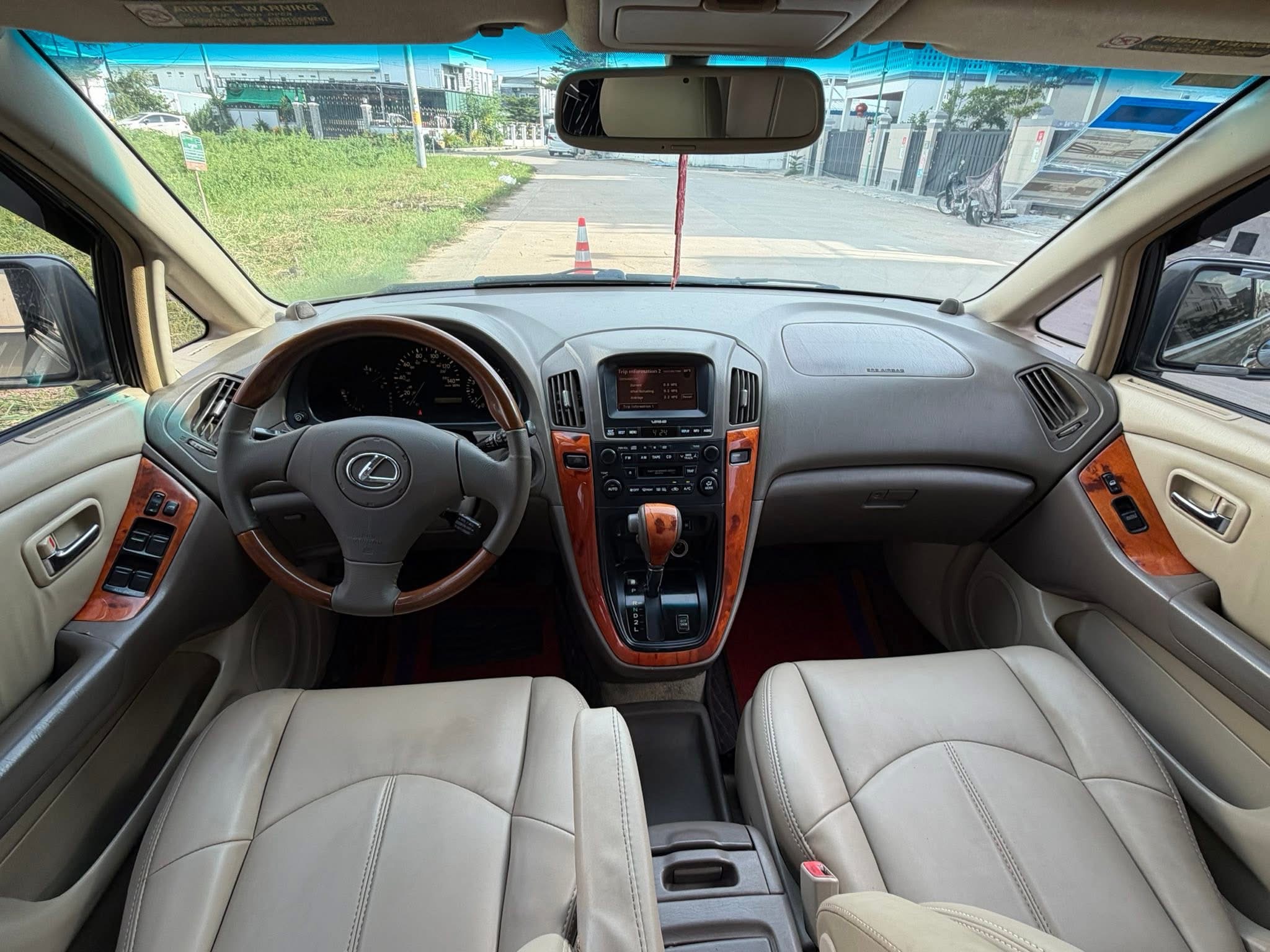 LEXUS RX300 