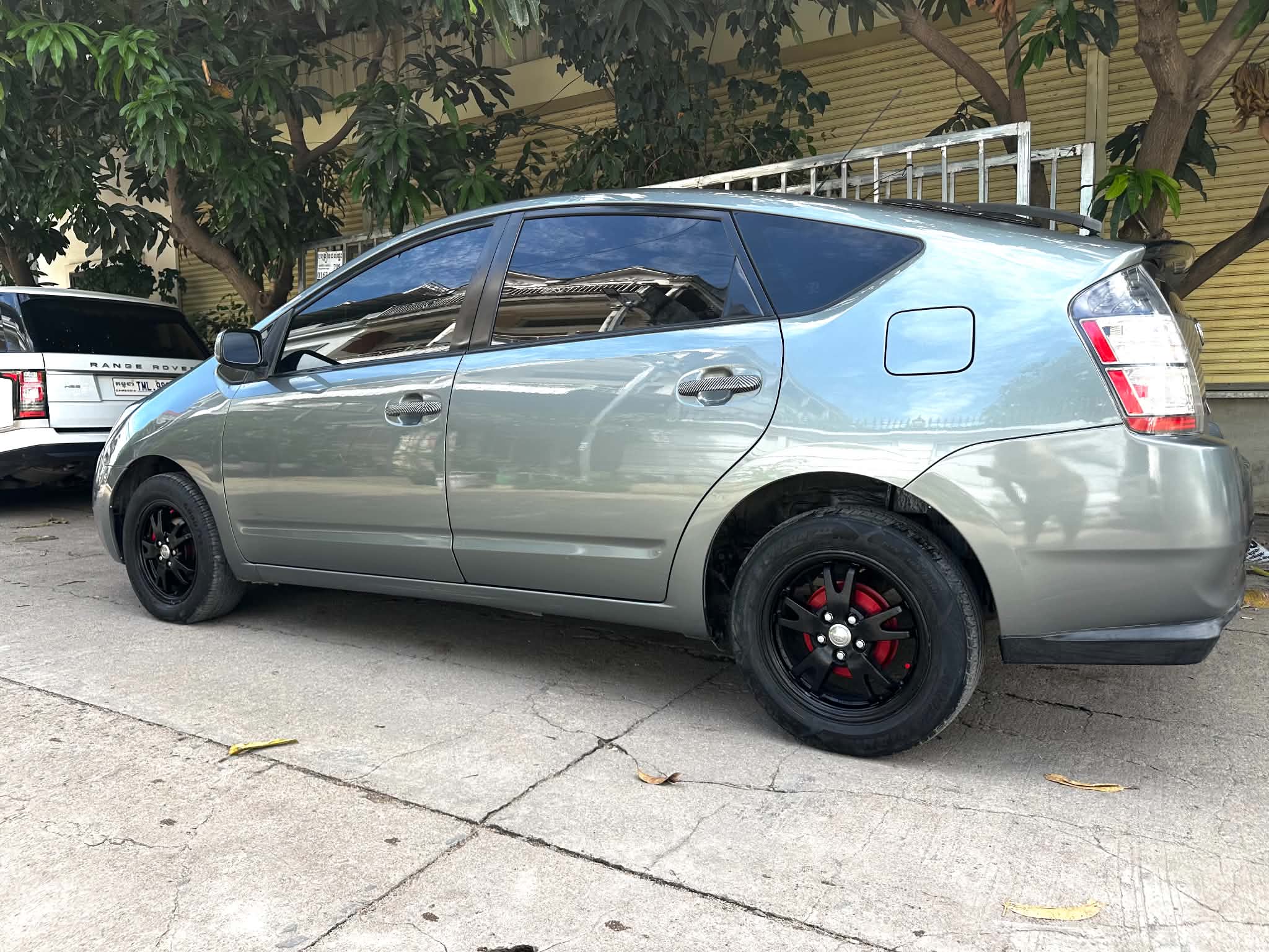 Toyota Prius ឆ្នាំ​2005 H/ Full