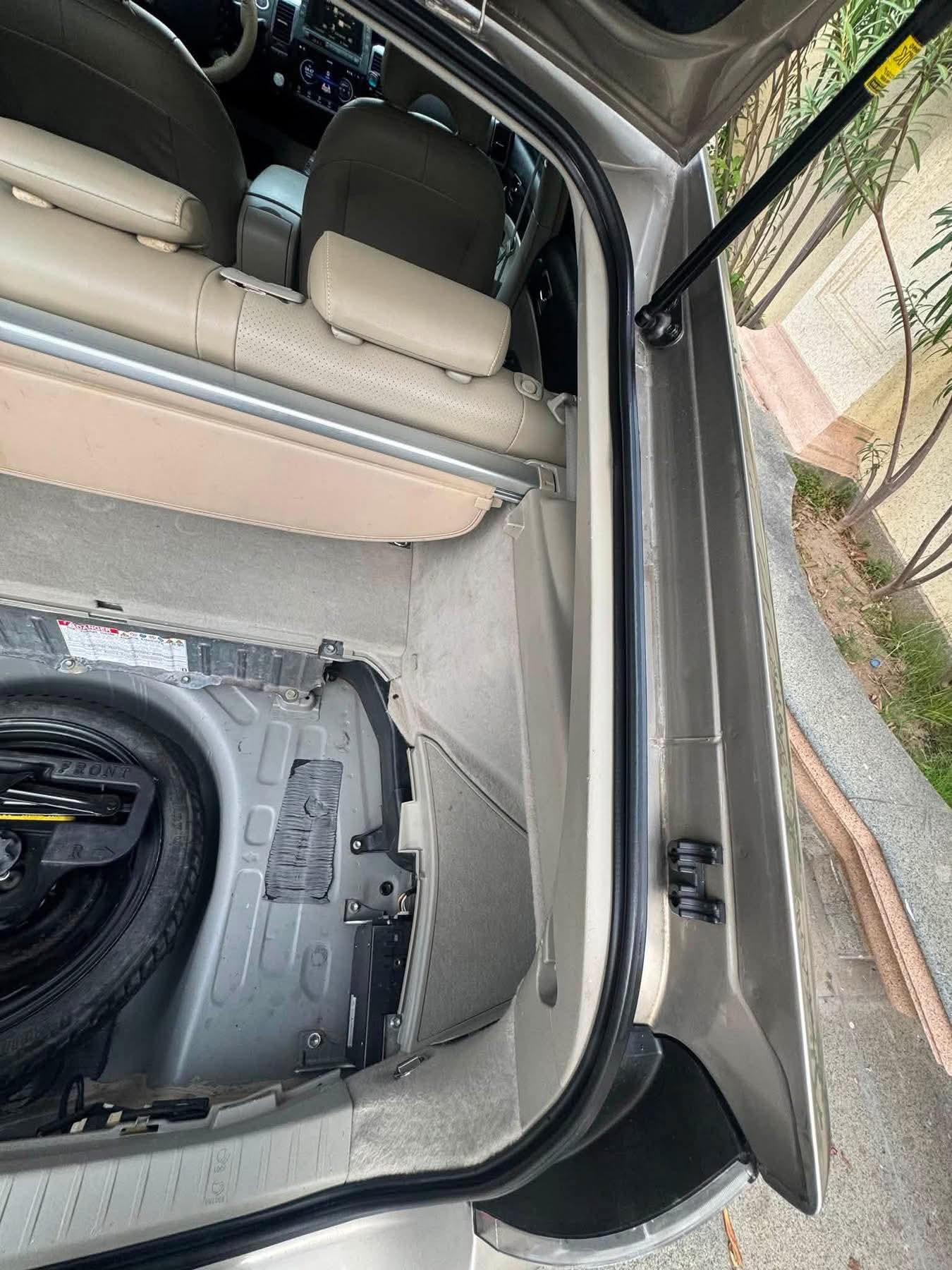Toyota Prius ឆ្នាំ​2006 Full ទឹក​មាស​