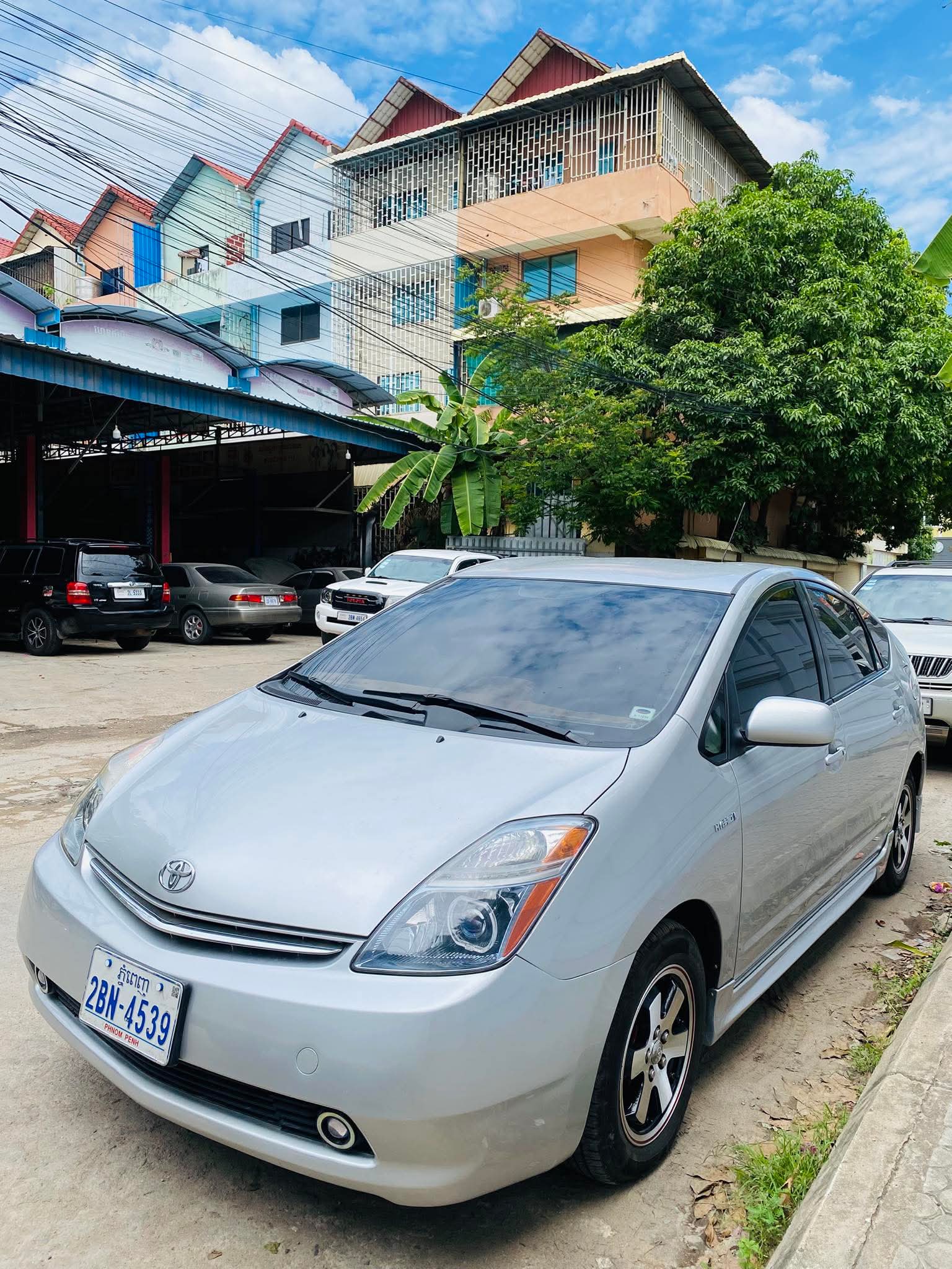 Toyota Prius ឆ្នាំ​2007 Full ទឹក​ប្រាក់​