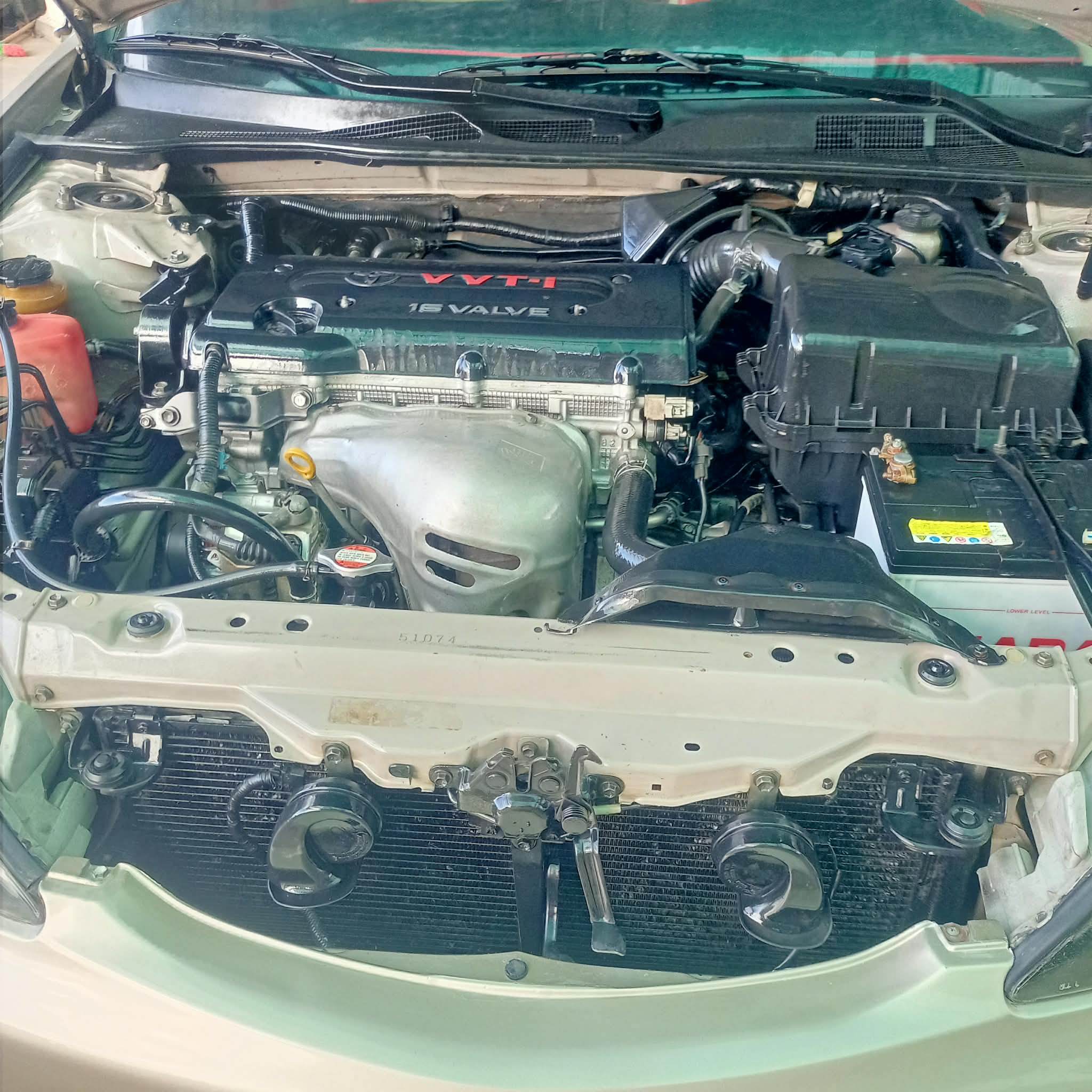 Camry 2002 xle full Option បើកដំបូល