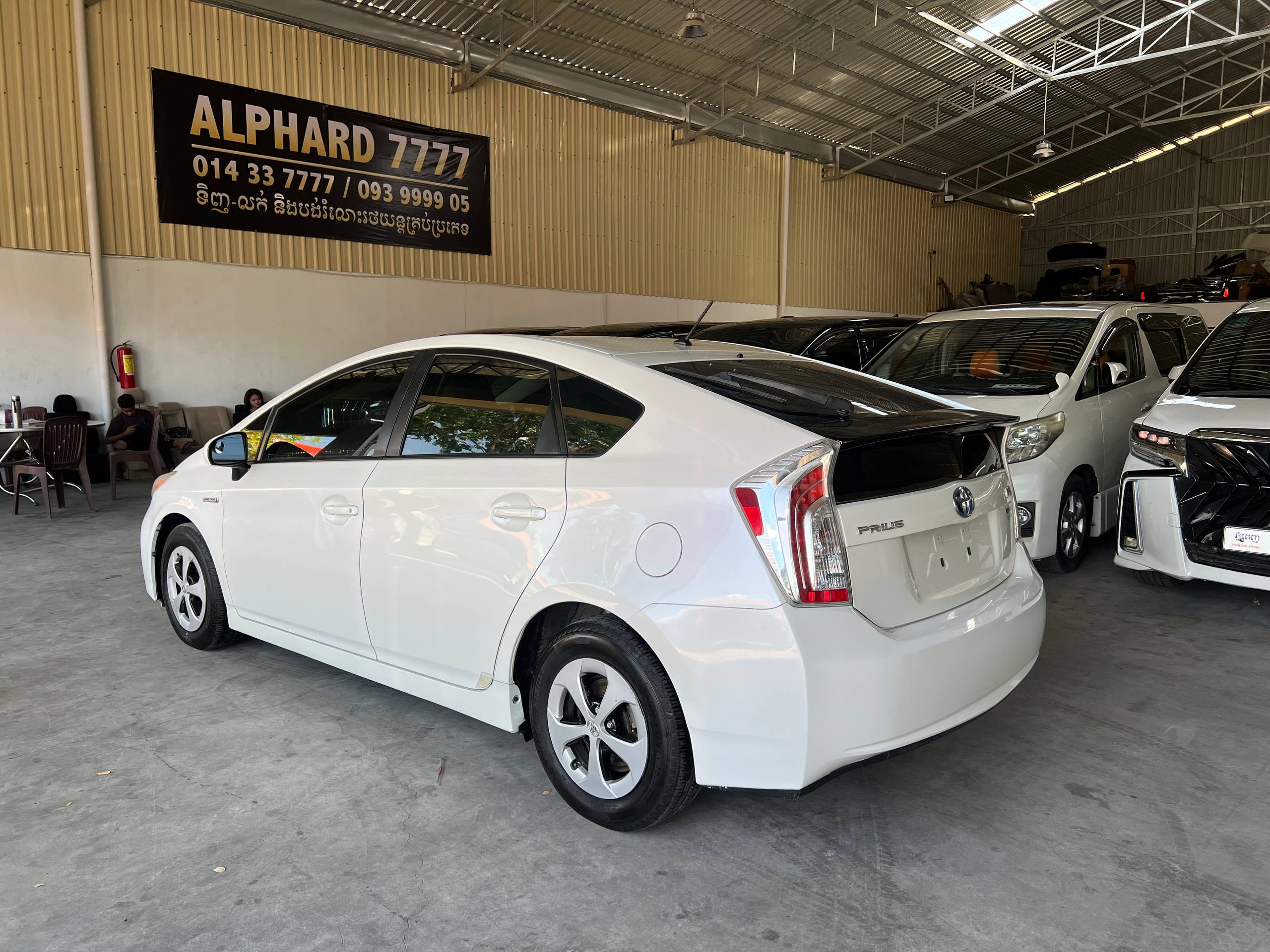 Prius 2010 ក្រដាសពន្ធពណ៍ស អប់សិន3 ទឹកថ្នាំសុី សំបុកឃ្មុំសុីន អូតូឆែកខ្ពស់