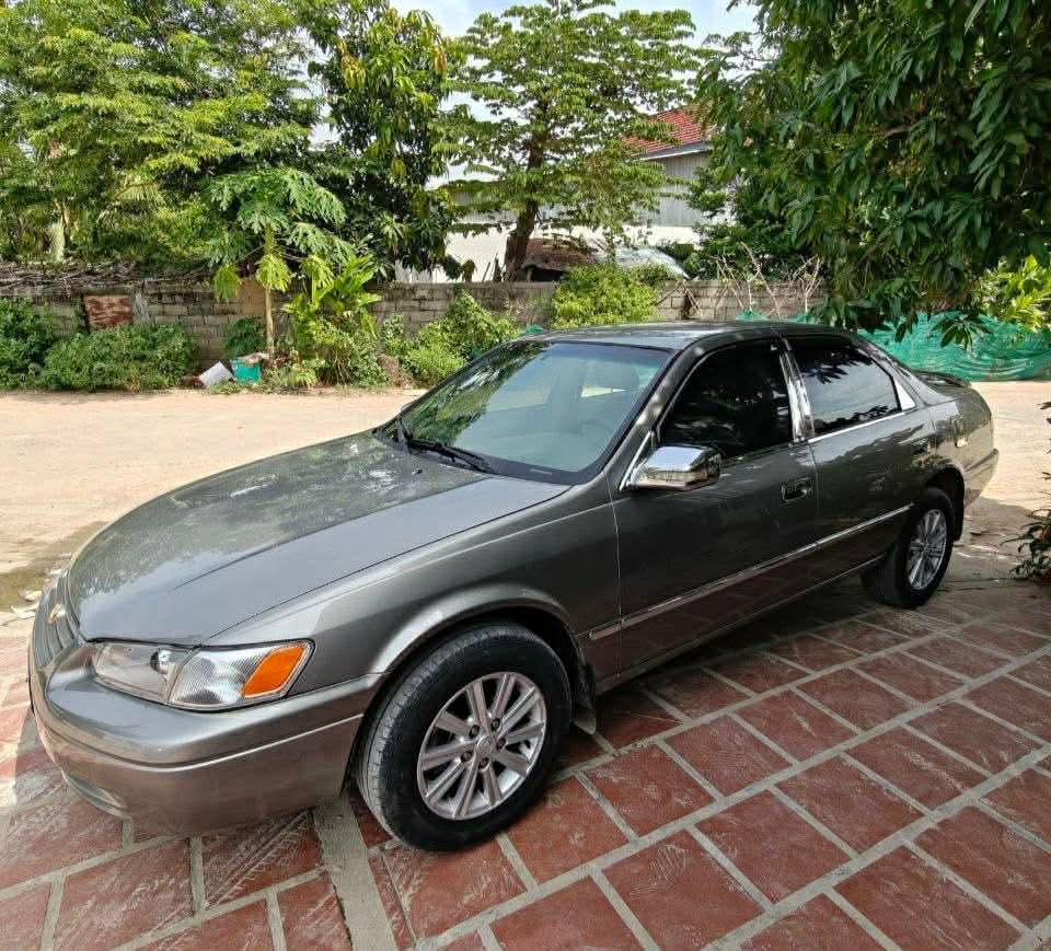 Toyota Camry 2002 xle Full Option 