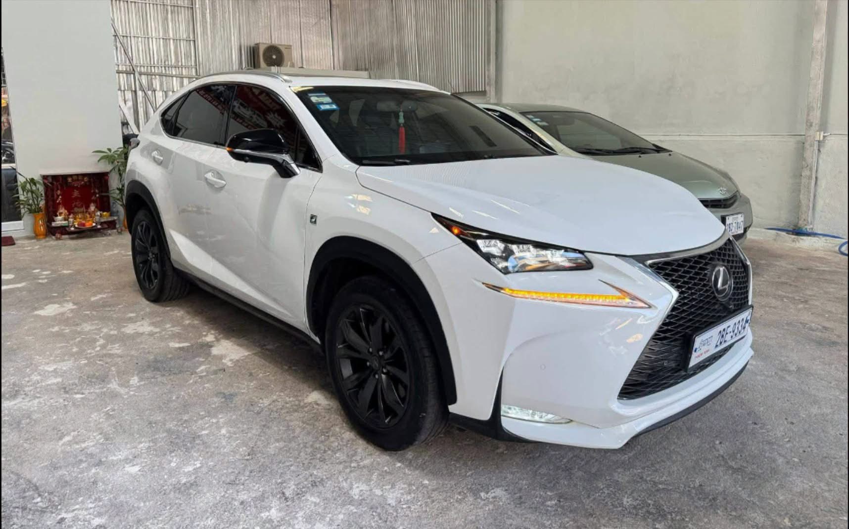 Lexus Nx200t 2016 F sport ប៉ុង១