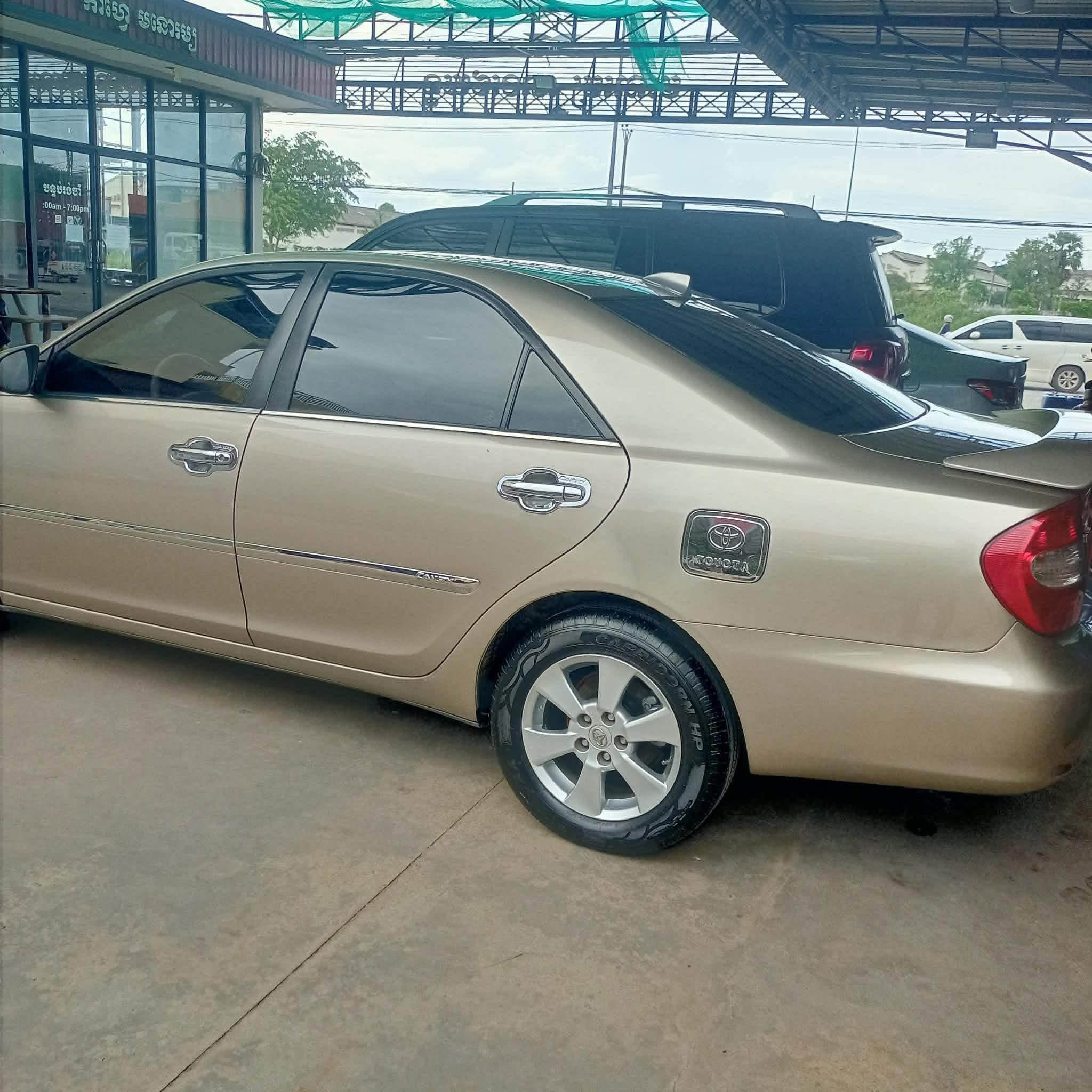 Camry 2002 xle Full option ឡានស្អាត