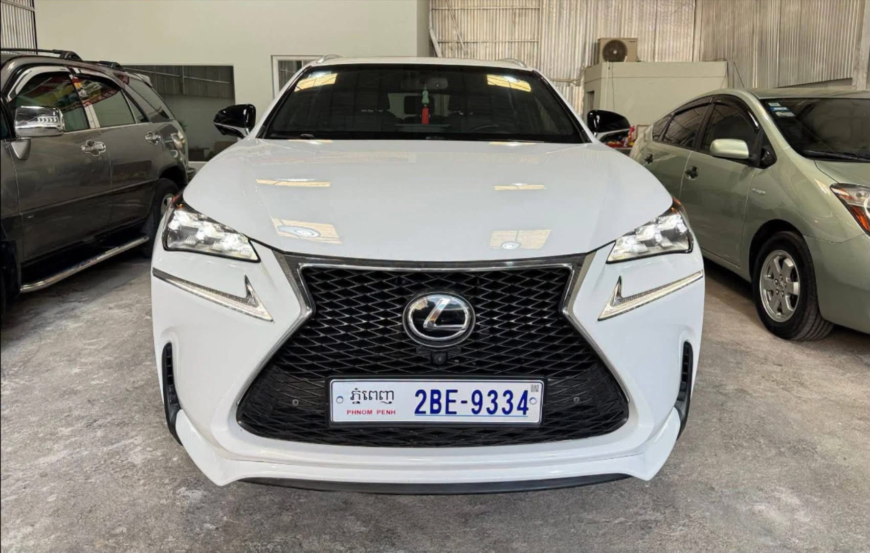 Lexus Nx200t 2016 F sport ប៉ុង១