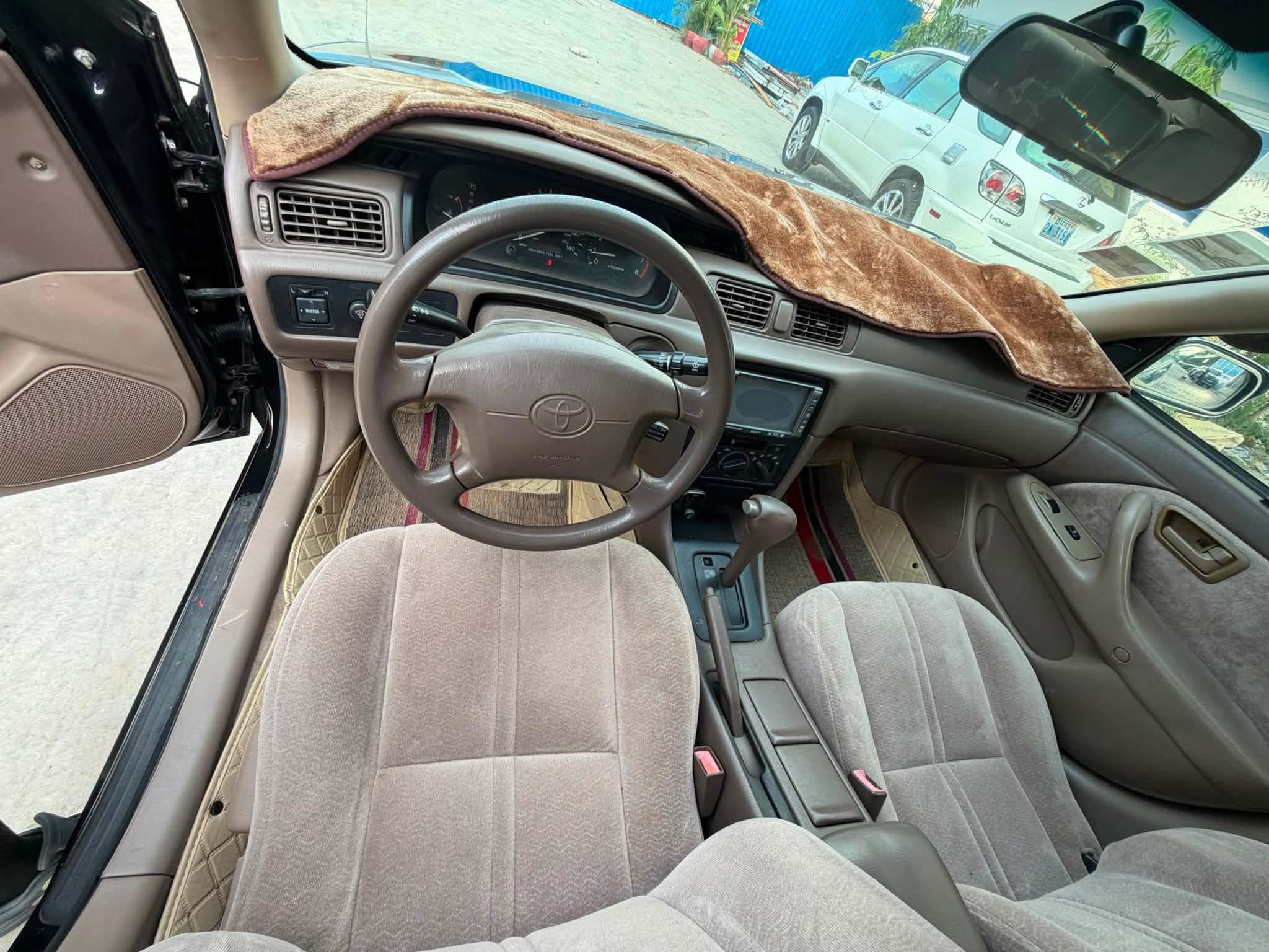 Camry 1997 abs ពណ៍ខ្មៅ ឡានស្អាត