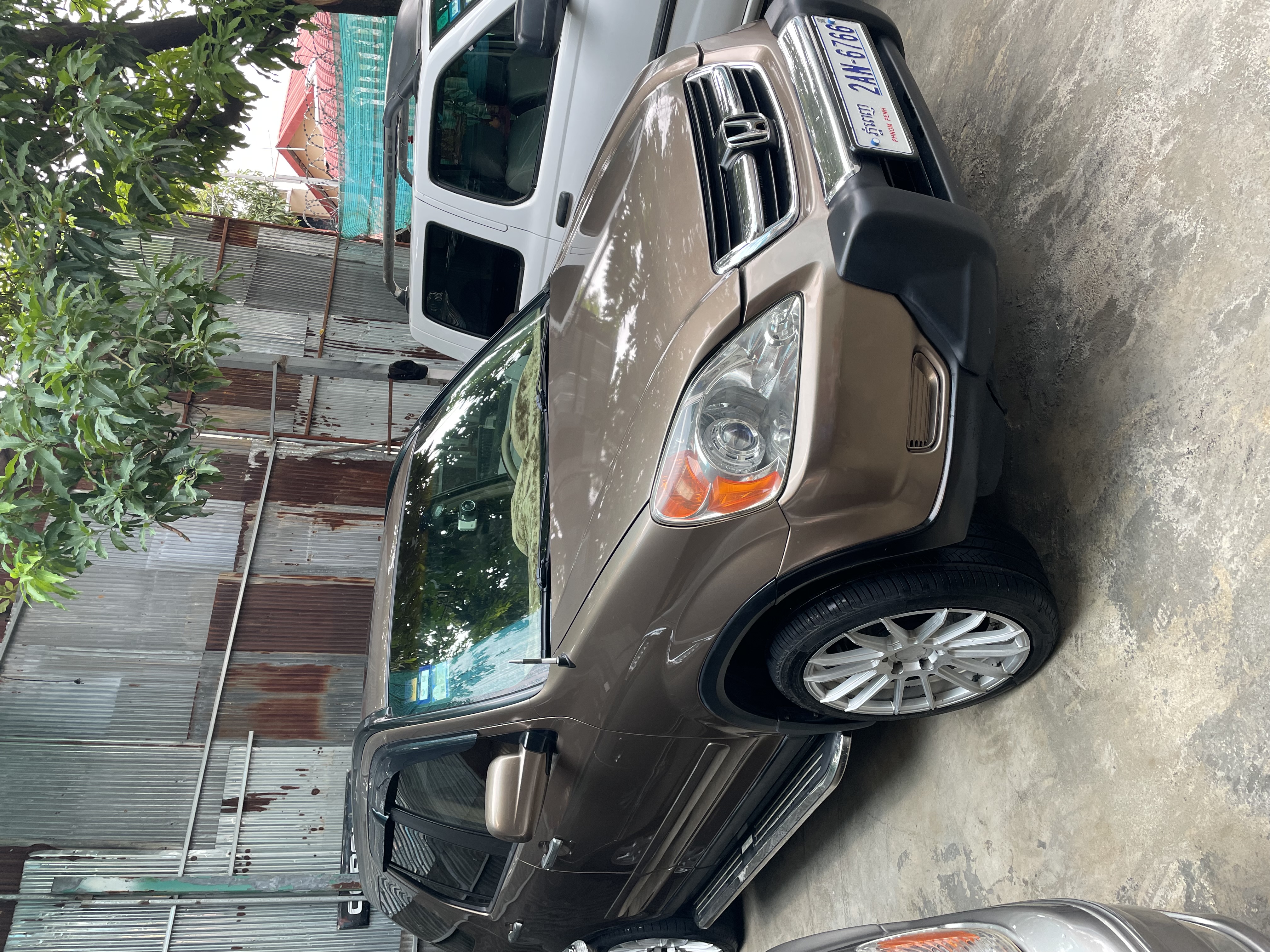 Honda CRV 2002 ទឹកមាស ថ្មីណាស់