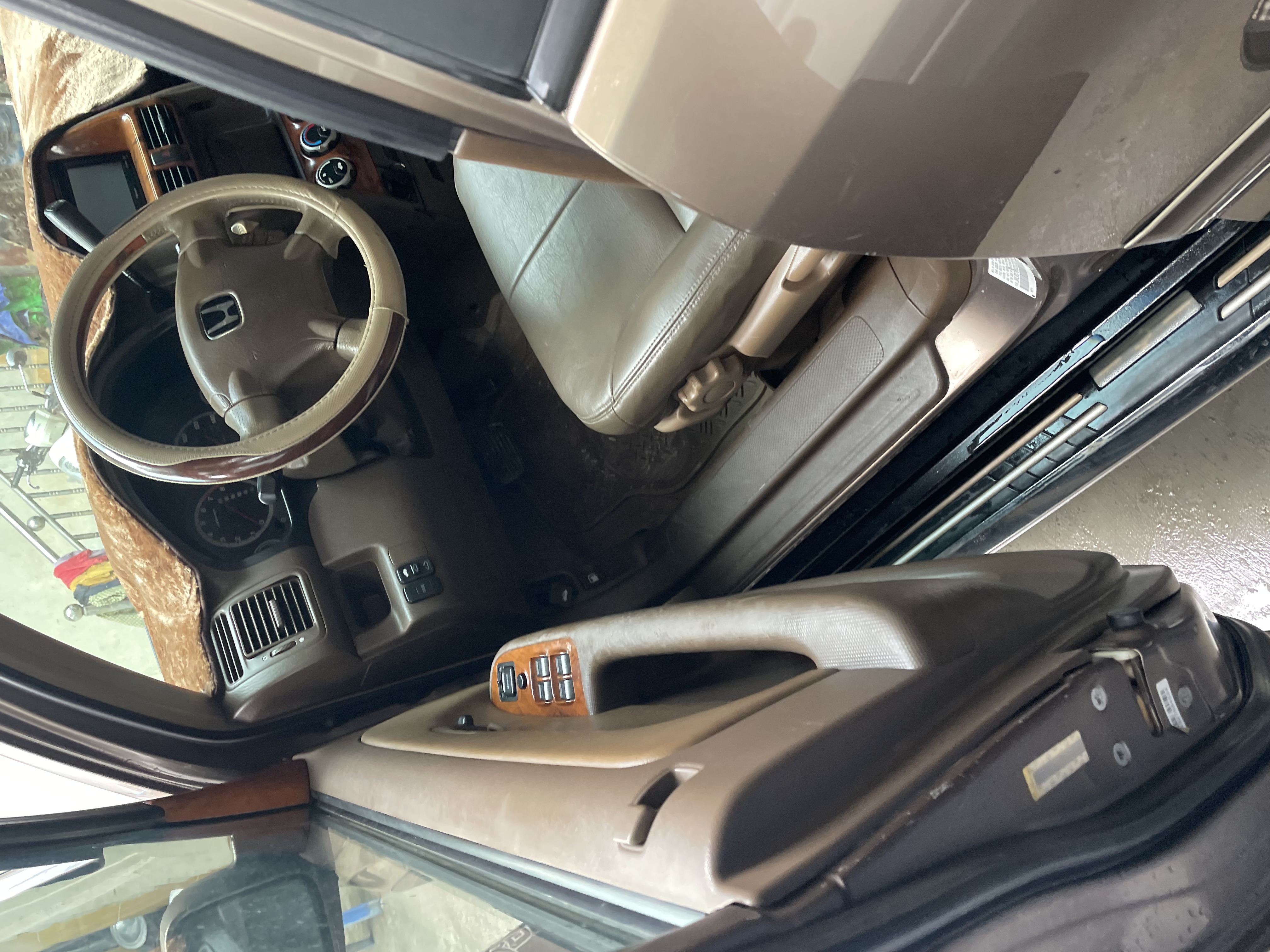 Honda CRV 2002 ពណ៍មាស