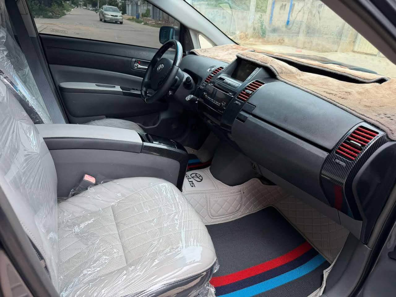 Prius 2007 Full option ថ្មីណាស់