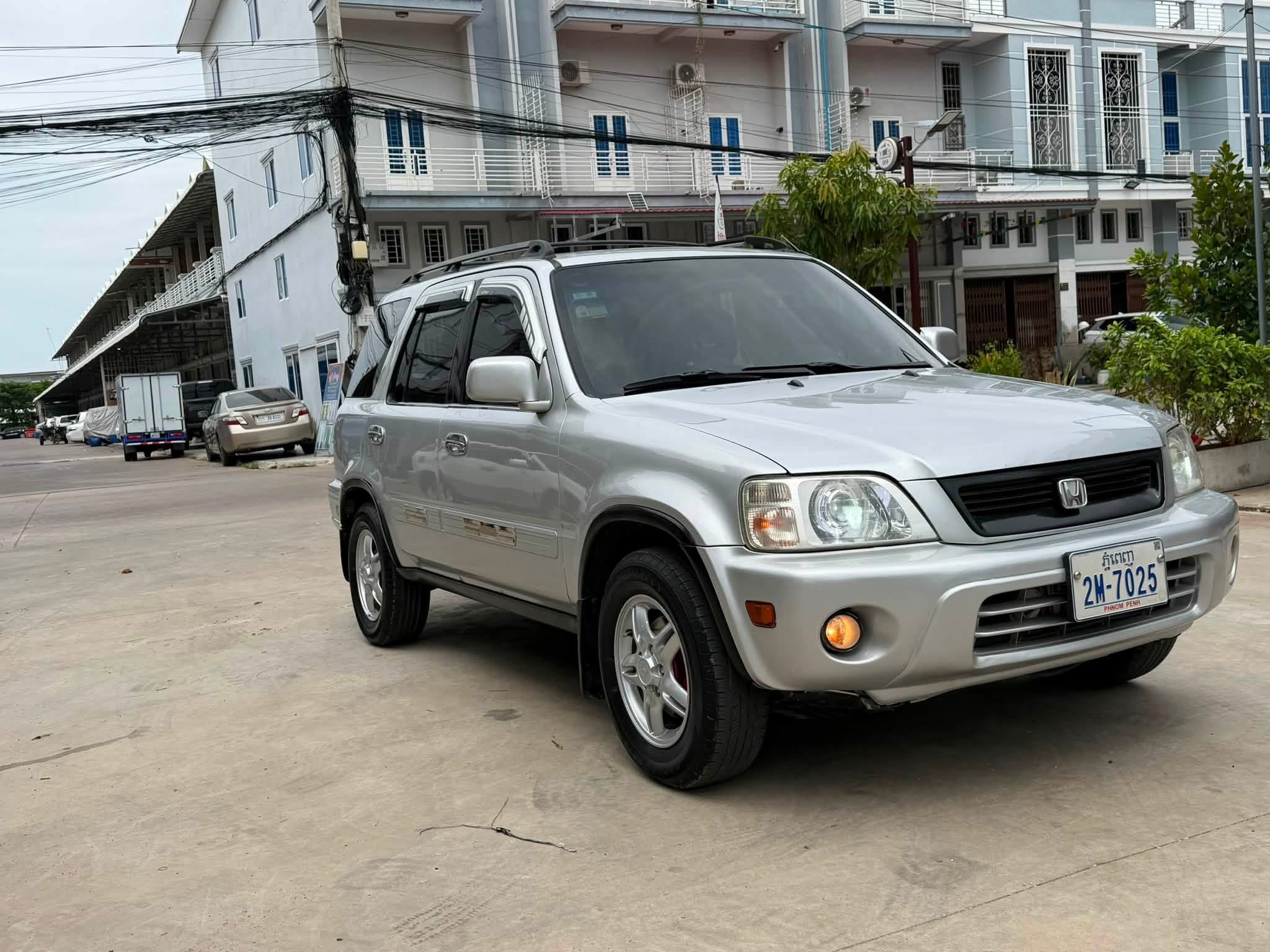 លក់ CRV ឆ្នាំ 1999 ទឹកប្រាក់ ឡានស្អាត