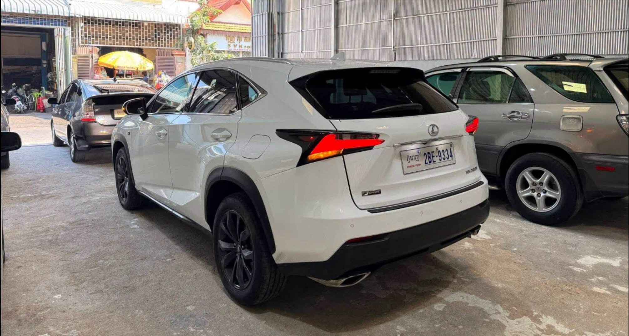 Nx200t 2016 F sport ប៉ុង១ លក់$$