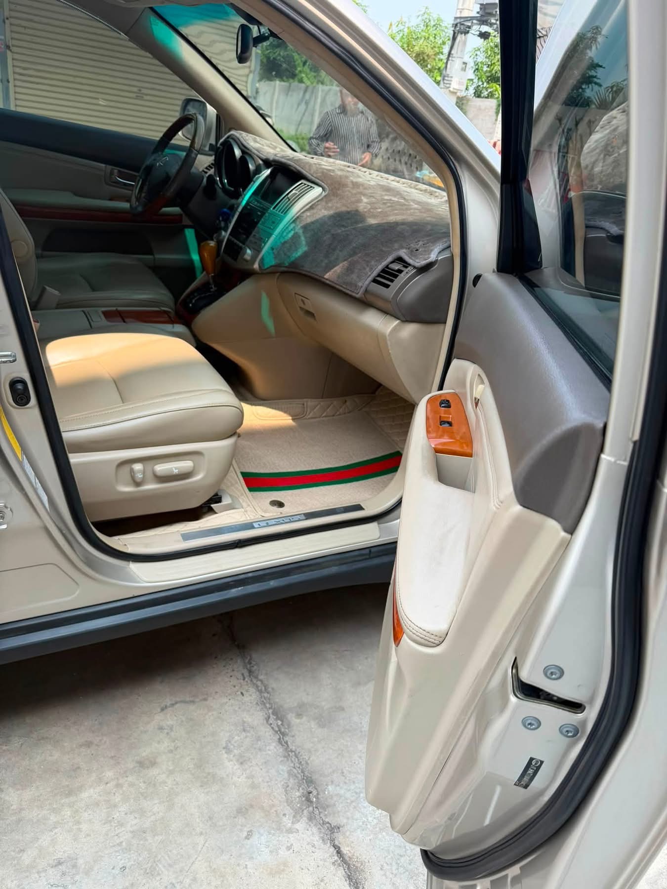 Lexus Rx330 2004 Full option P2