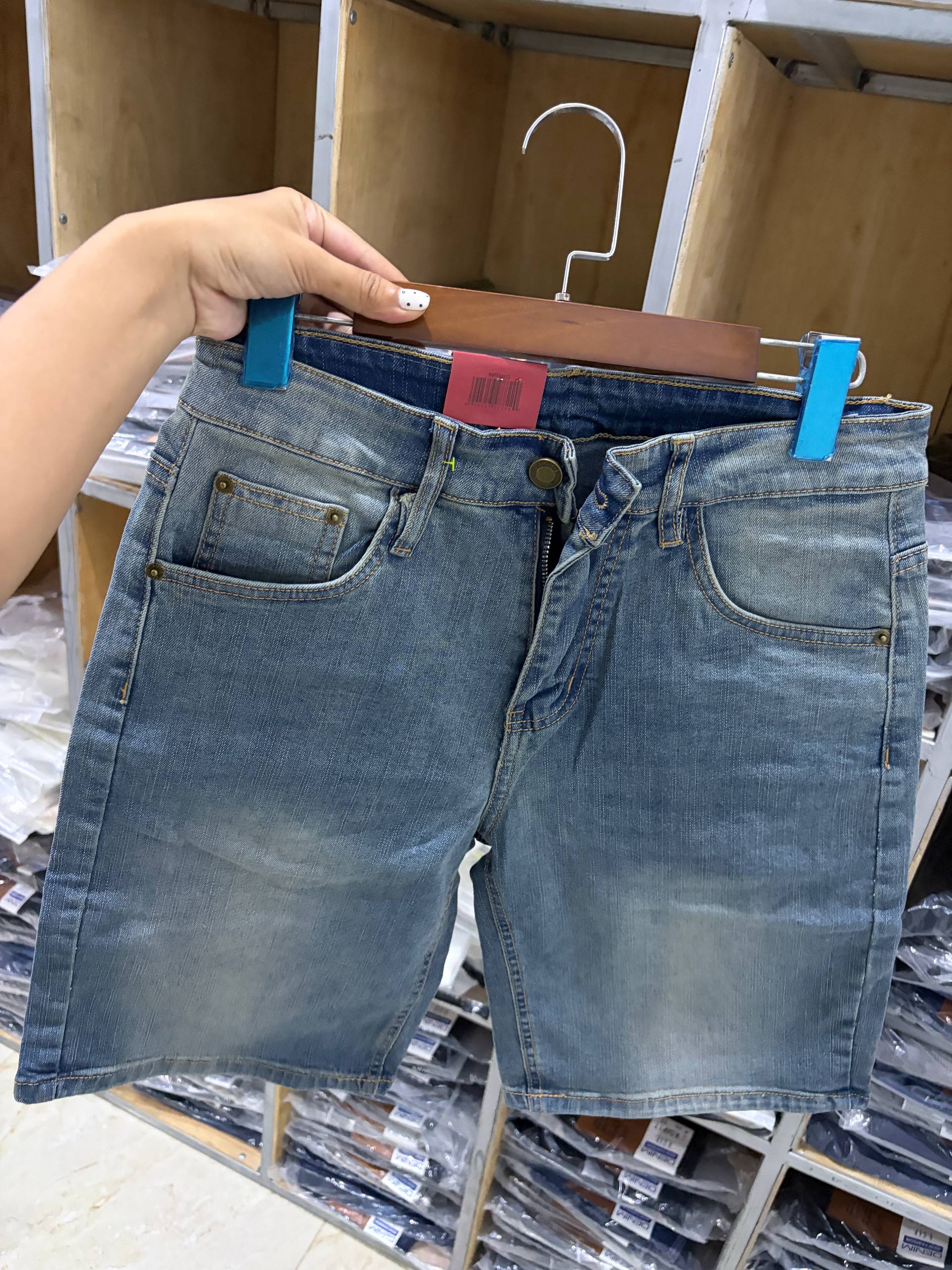 ខោខ្លី ប្រេន Levi’s 
