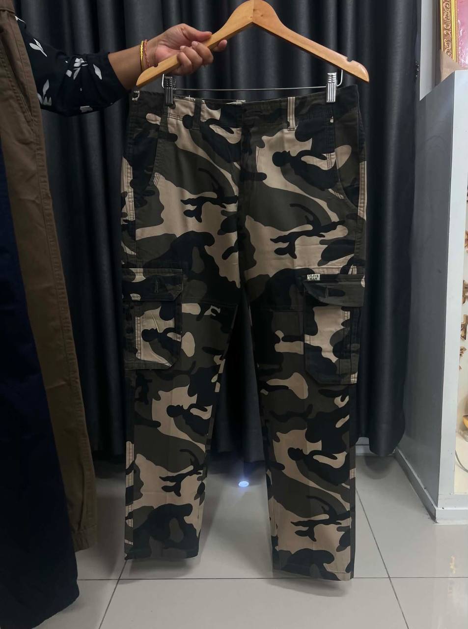 ខោហោប៉ៅ ៦ និងហោប៉ៅ៤