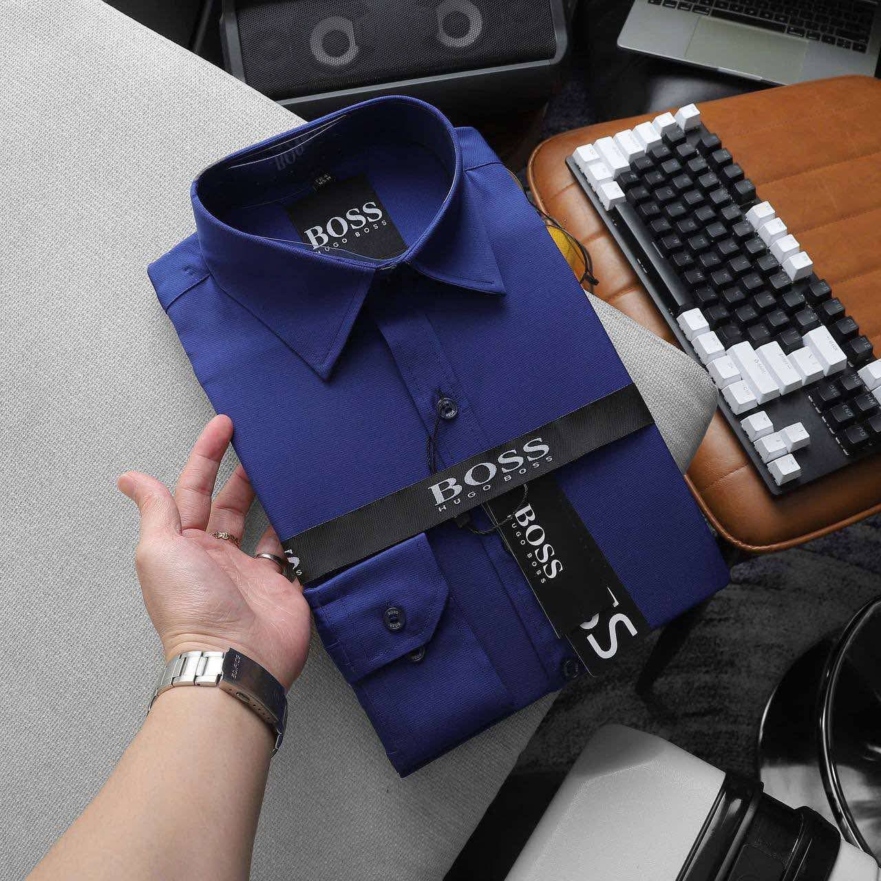 អាវវែងប្រេន Boss